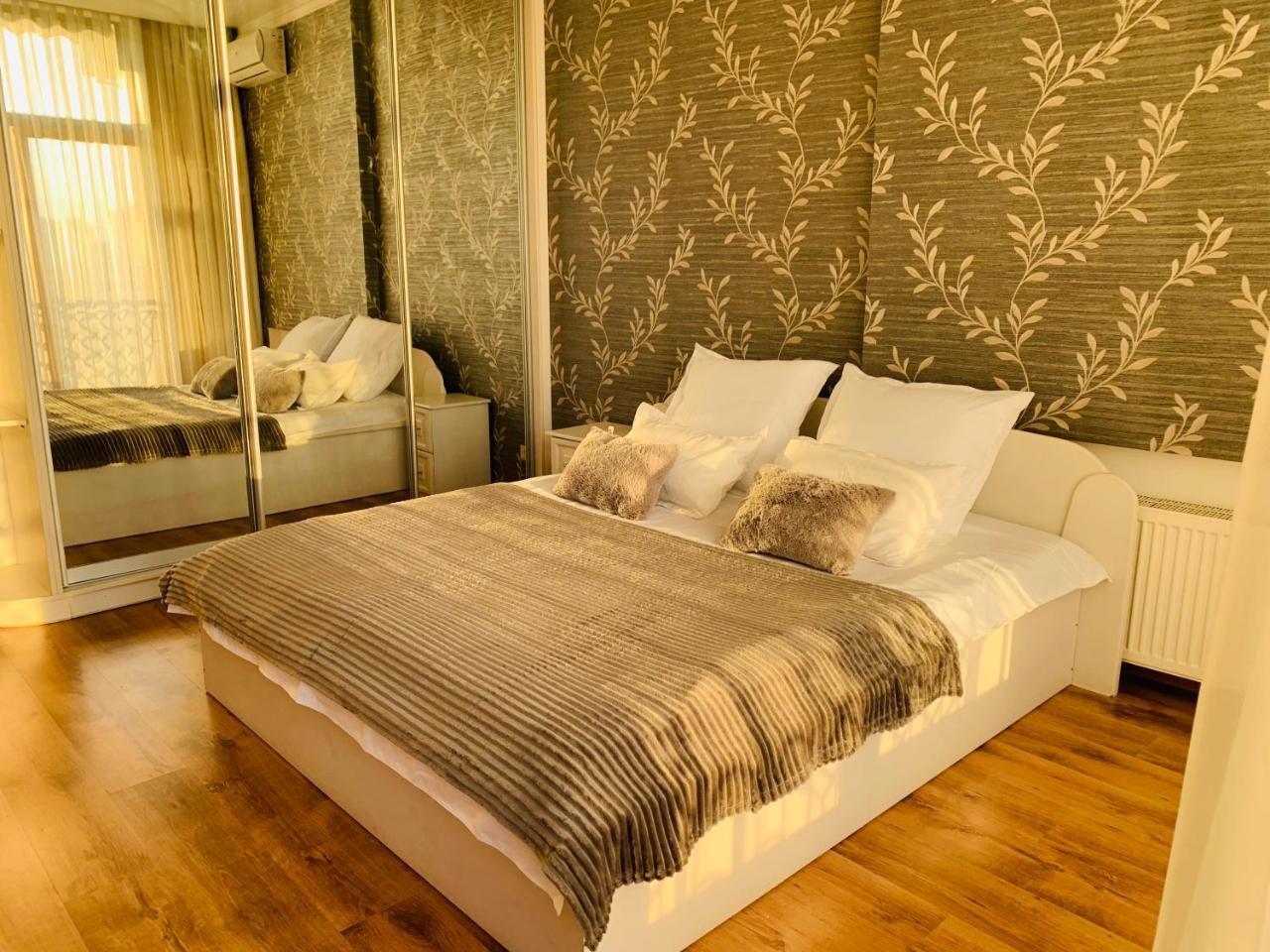 אודסה Arkadia Palace 2Bd Apartment מראה חיצוני תמונה