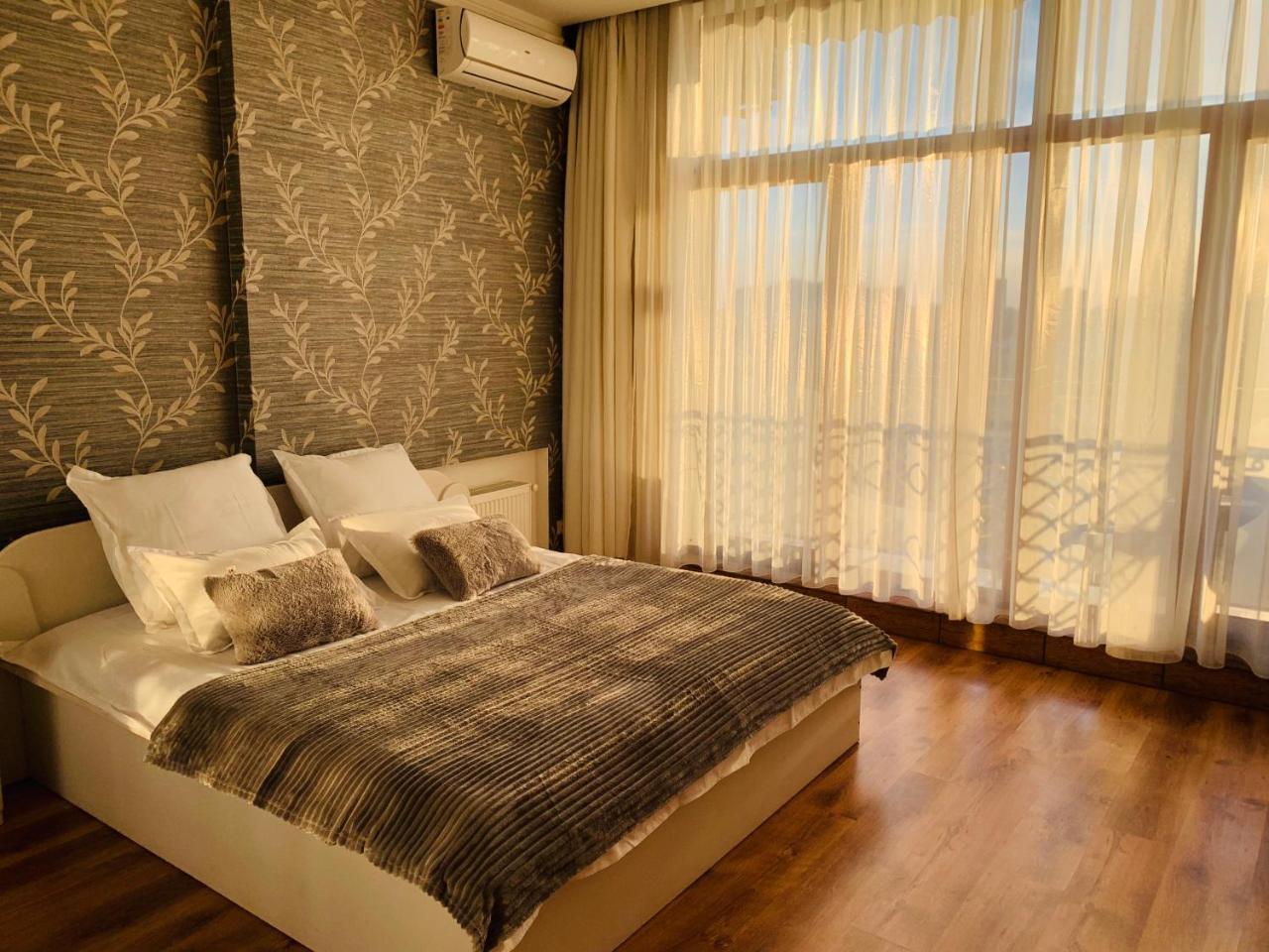 אודסה Arkadia Palace 2Bd Apartment מראה חיצוני תמונה